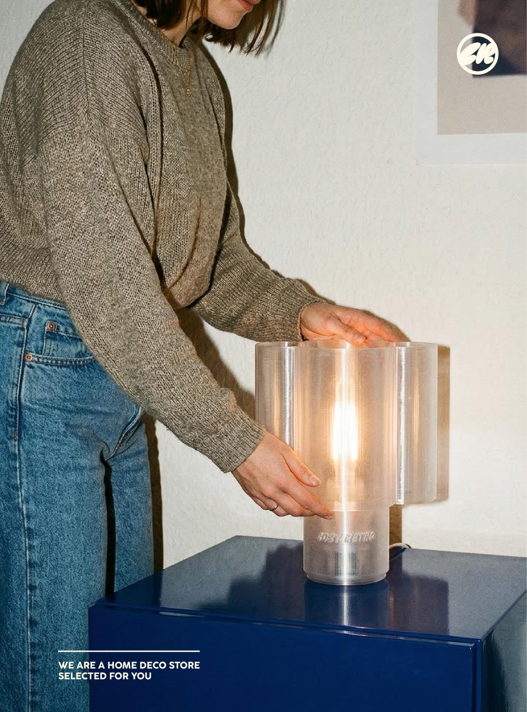 Cozy Retro Table Lamp - Translucent White